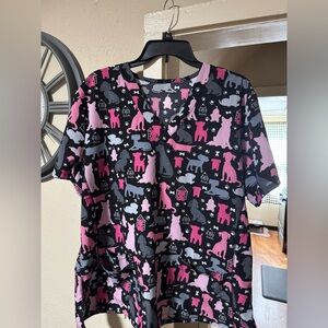 ALMOST BRAND NEW!! Women’s 2X - Pink & Gray Dog Print Scrub Top